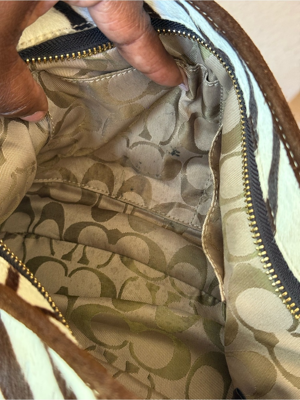 *SOLD*Coach east west Zebra calf hair Bag - Picture 10 of 11